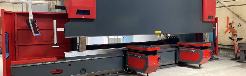 Rebel 660T x 24' press brake